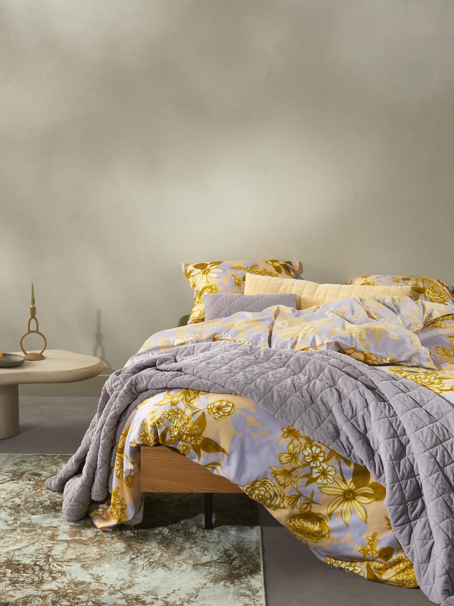 Essenza Flore Yellow straw Bettwäsche 135 x 200 cm
