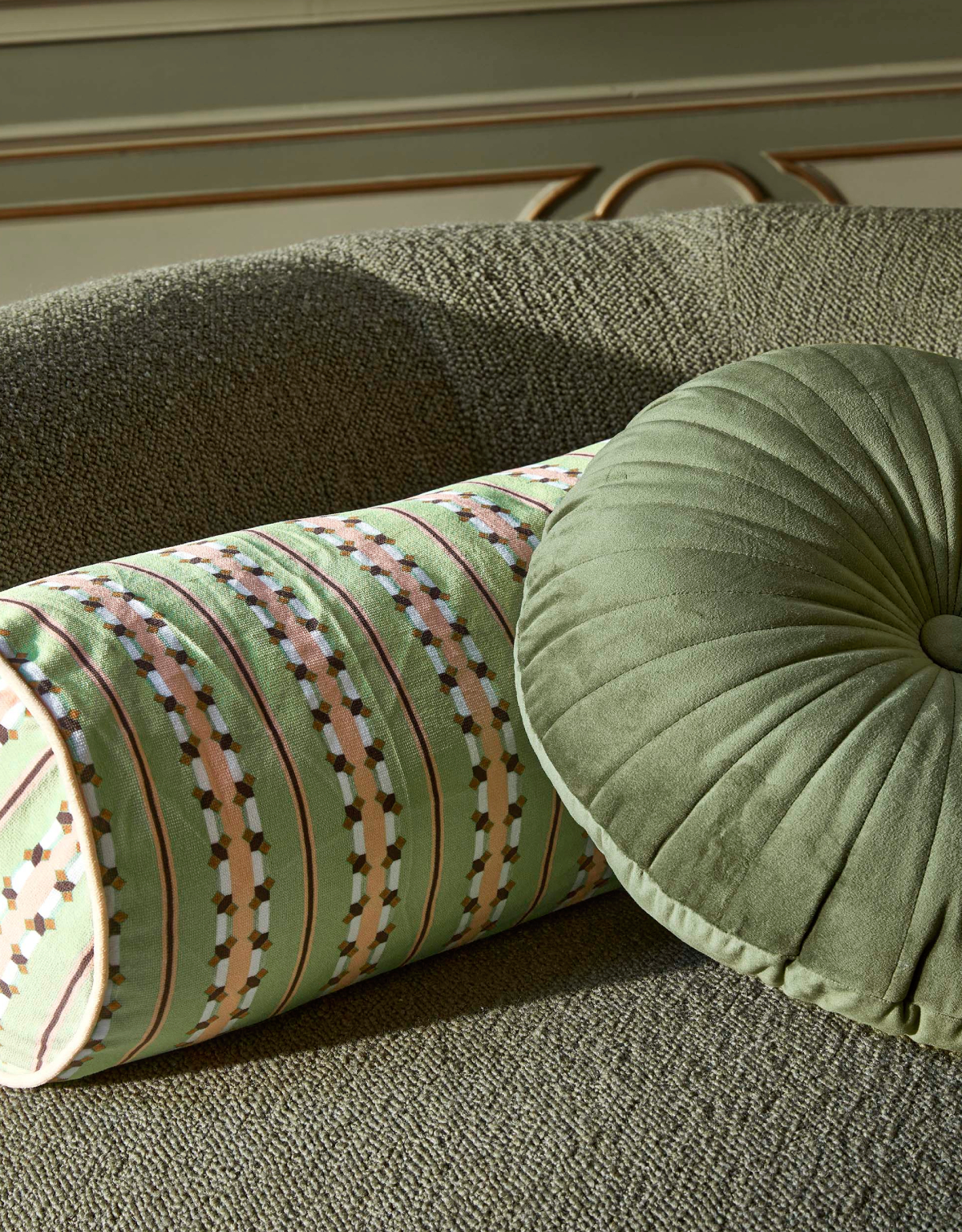 ESSENZA Iva Jade Green Nackenrolle 22 x 50 cm