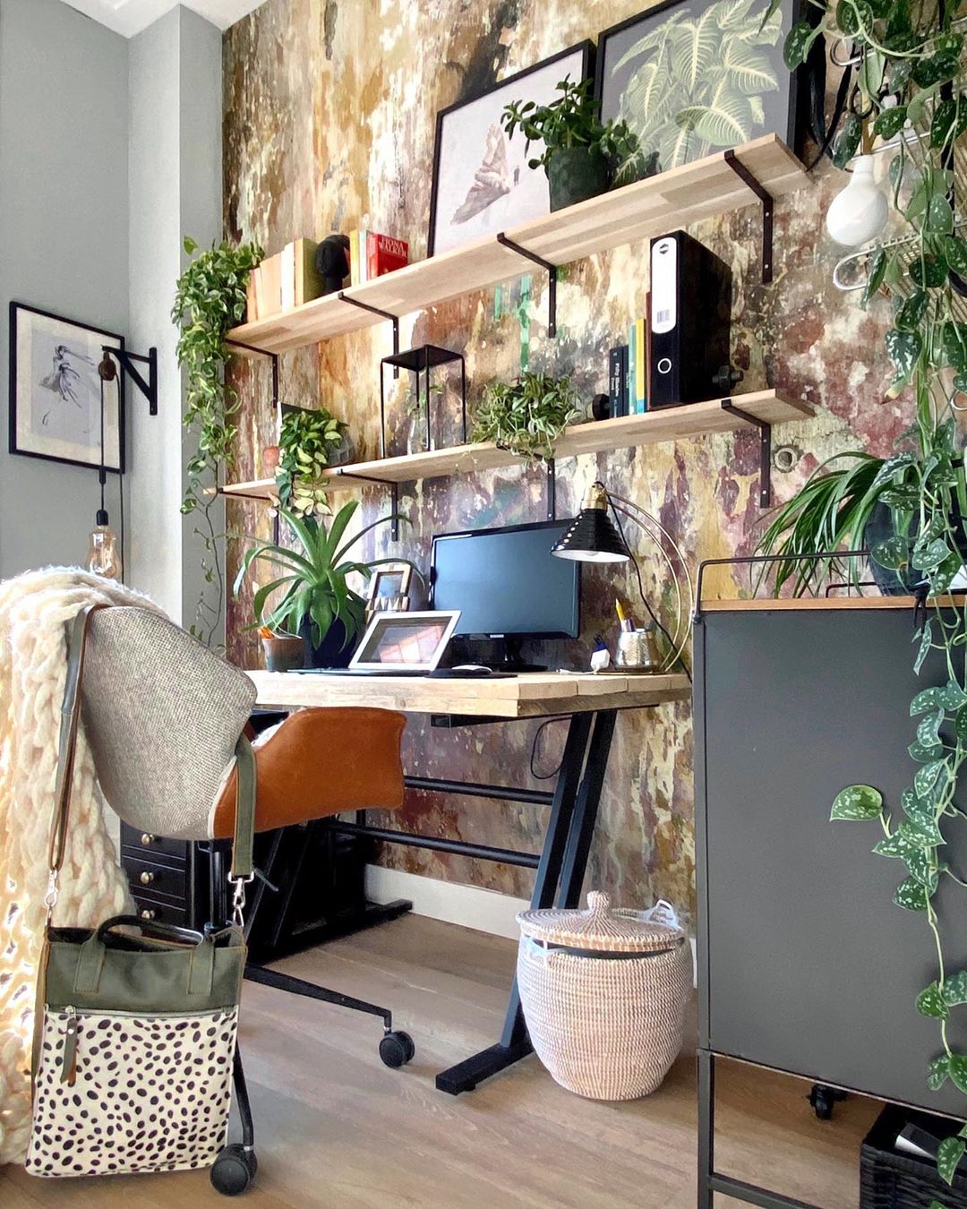 Hometour bei Whispering Bold